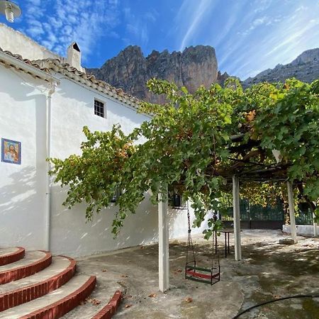 Cortijo El Chorreadero En Parque Natural Sierra De Cazorla Los Rosales  외부 사진